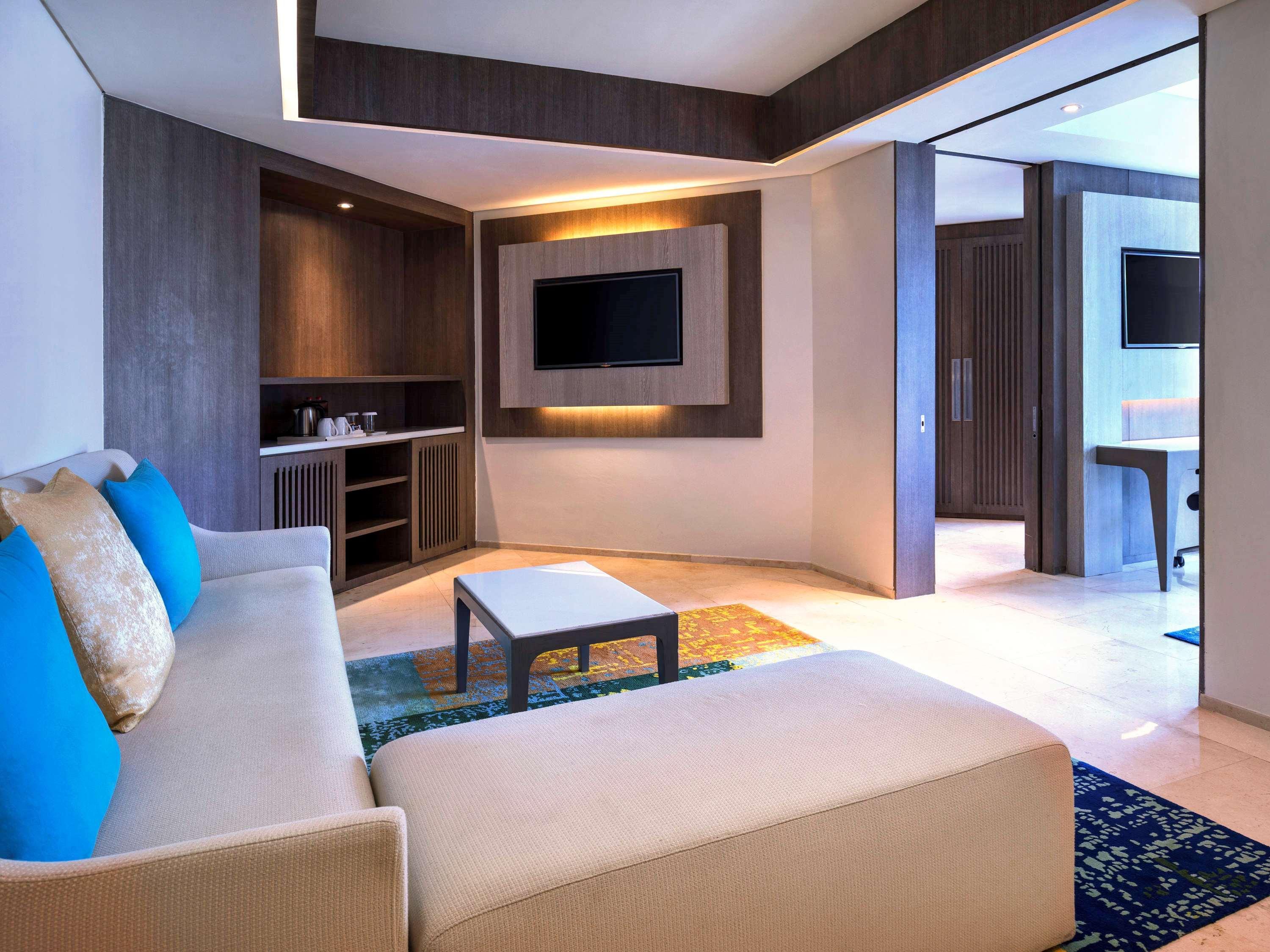 Grand Mercure Jakarta Kemayoran Extérieur photo