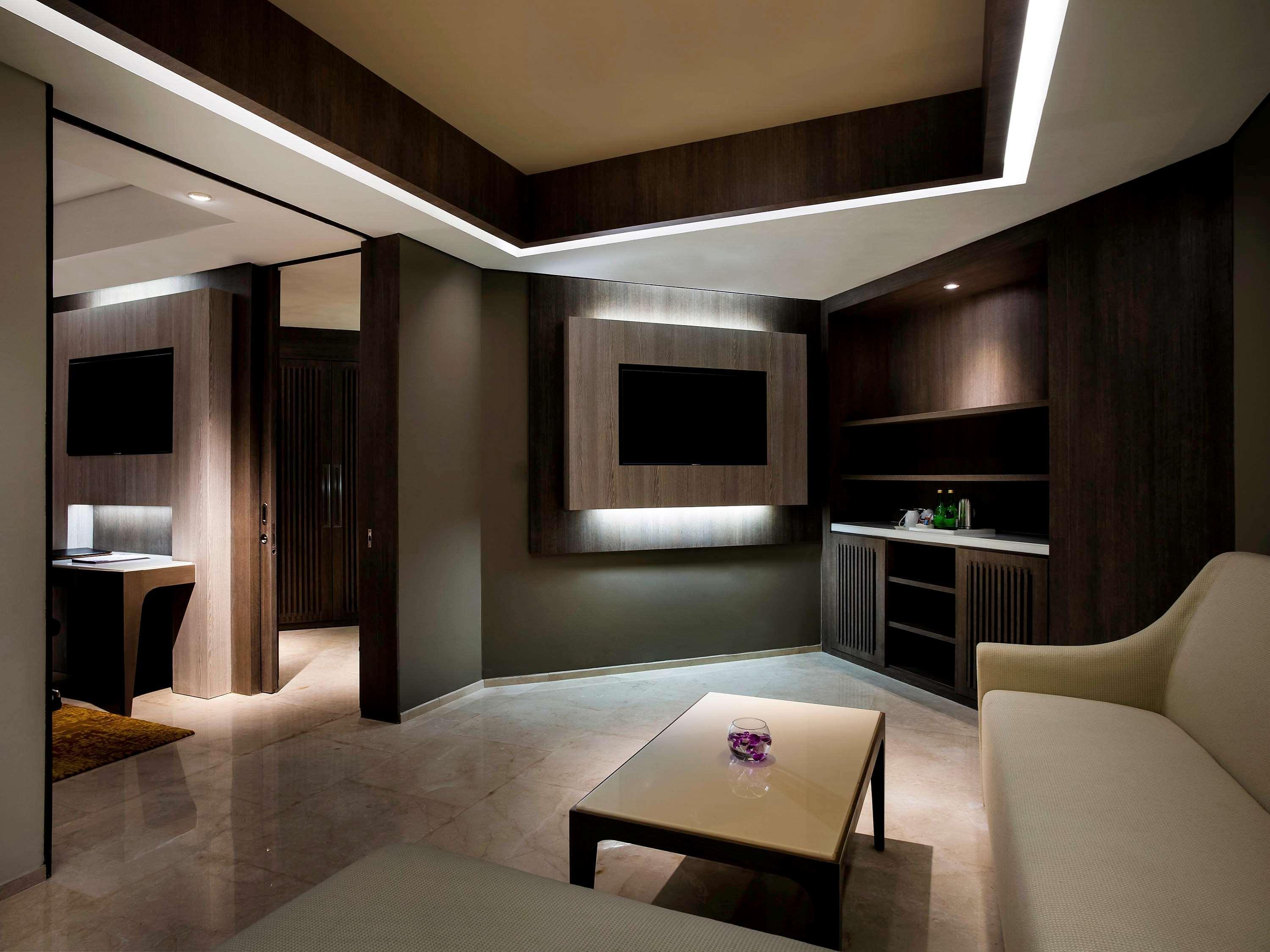 Grand Mercure Jakarta Kemayoran Extérieur photo