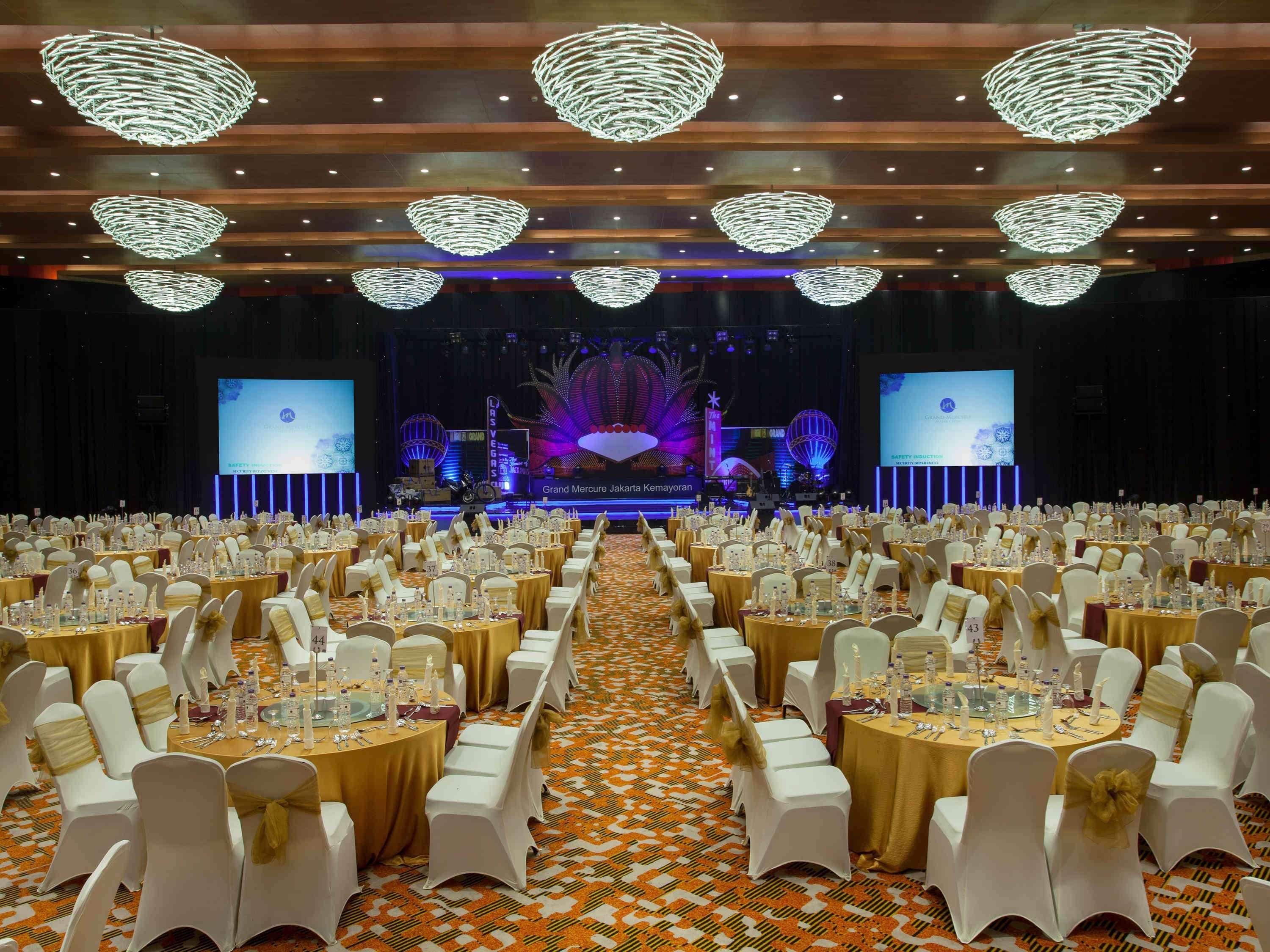 Grand Mercure Jakarta Kemayoran Extérieur photo